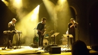 Rapidman - Het gezelschap omarmt de jazz en plaveit de weg naar experiment