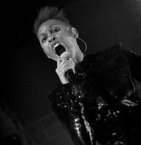 Gretig spelende Skunk Anansie doet hun ‘Black Traffic Tour’ alle eer aan …