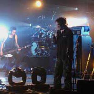 Grasduinen in The Cure’s 4 Tour
