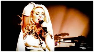 Mydonna - Ik bewonder Madonna vooral om haar innerlijke kracht en doorzettingsvermogen. Haar puurheid, ze neemt geen blad voor de mond ‘what you see is what you get’ …