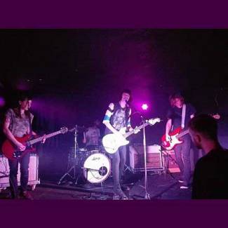 Dilly Dally – Een ruw bootje in het wilde water