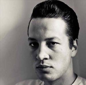 Bouleversant, sur fond de rupture…