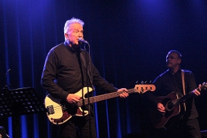 Tom Robinson - Glad to be grey