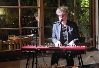 Augustijn - Augustijn heeft het Sportpaleis niet nodig