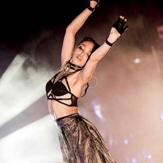 FKA Twigs – Sound en Dame dwarrelt en kronkelt om je heen