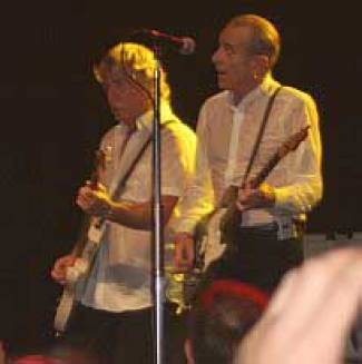 Status Quo - 40 years of hits