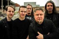 Eternal Breath - Om het in het binnenland te maken, ga je best even op tournee in het buitenland