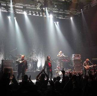 Marillion dompelt Le Splendid onder in warm kerstsfeertje!