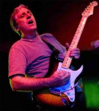 Décès de l’ex-guitariste de Red Hot Chili Peppers, Jack Sherman.