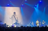 Bryan Adams, ‘So Happy It Hurts Tour’ – Wat een vitaliteit van deze bijna 65-er …