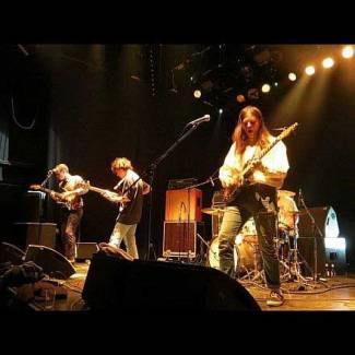 Meatbodies - Zinderende gitaren in de garage