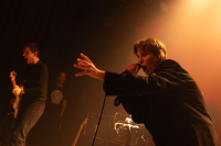 Whispering Sons – Whispering Sons blazen nieuw leven in hun sound