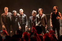 Queens of the Stone Age – QOTSA graaft dieper dan ooit met The Catacombs Tour