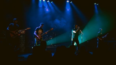 H I R O - Als band iets opbouwen binnen het club circuit in België of in Nederland zou heel mooi zijn …