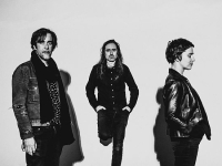 A Place To Bury Strangers - Shoegaze in overdrive