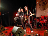 Derek And The Dirt - De opvolging is verzekerd