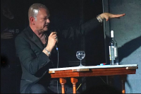 Gavin Friday – Tijdloze decadentie