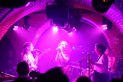 Une voix de velours, mais un combat permanent…