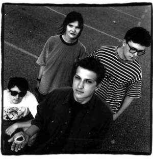 Réédition des 2 premiers albums et EPs pour Diabologum !