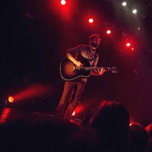 Passenger – Lonesome Traveller makes your day …