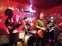 Drunk Mums - Onontkoombare, pretentieloze garagepunk