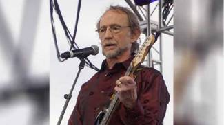 Février, un mois mortel pour les Monkees… 