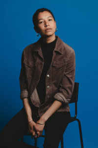 Aziza sort un nouveau single: Haouaz Gun