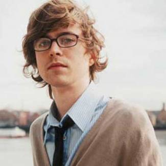 Tom Vek is back !