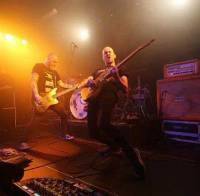 And So I Watch You From Afar - Vliegende post-rock met hyperkinetische trekjes