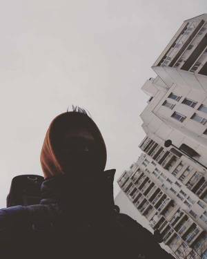 M!NH$∆i, un artiste sans visage