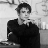 Pete Doherty tout seul